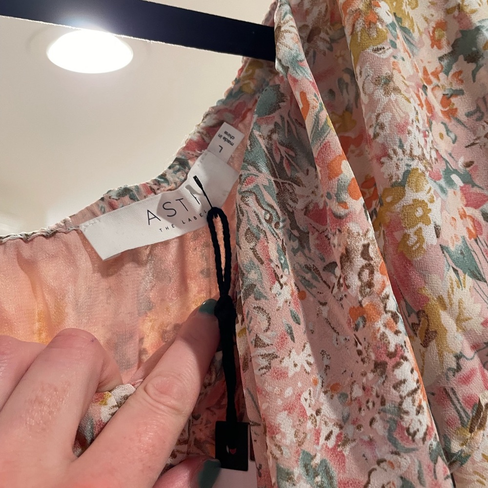 Astr the Label Kaylani Dress - NWOT - Picture 8 of 8